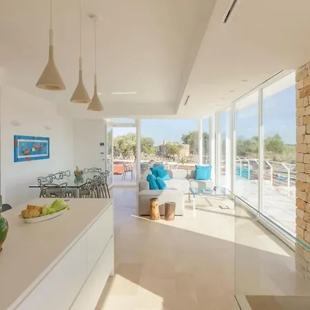 Panitria With Infinity Pool Apartament *