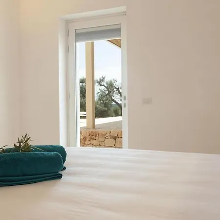 Apartament Panitria With Infinity Pool