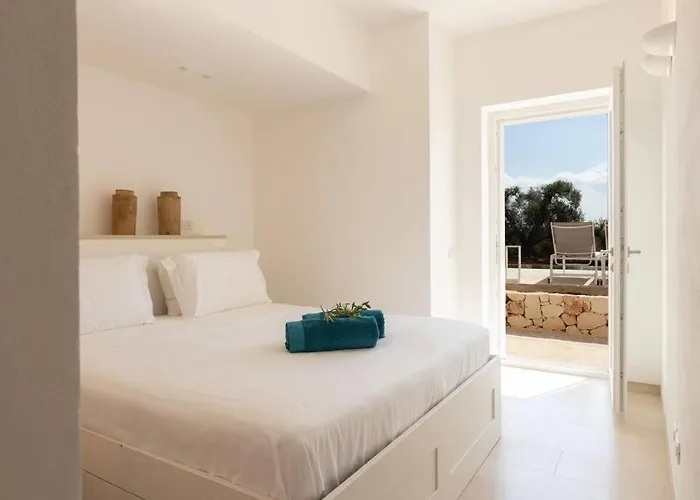 Panitria With Infinity Pool * Ostuni