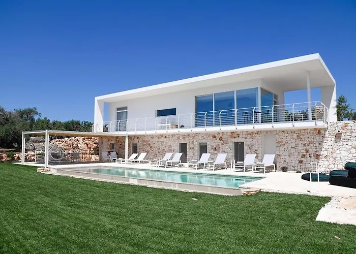 Panitria With Infinity Pool *