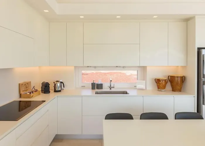 Panitria With Infinity Pool Appartement